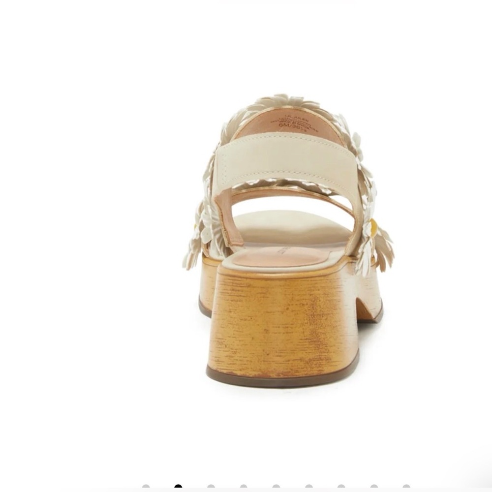 New in box Lucky Brand Juleii White Floral Women's Sandals Daisy Clog 8 - Picture 2 of 6